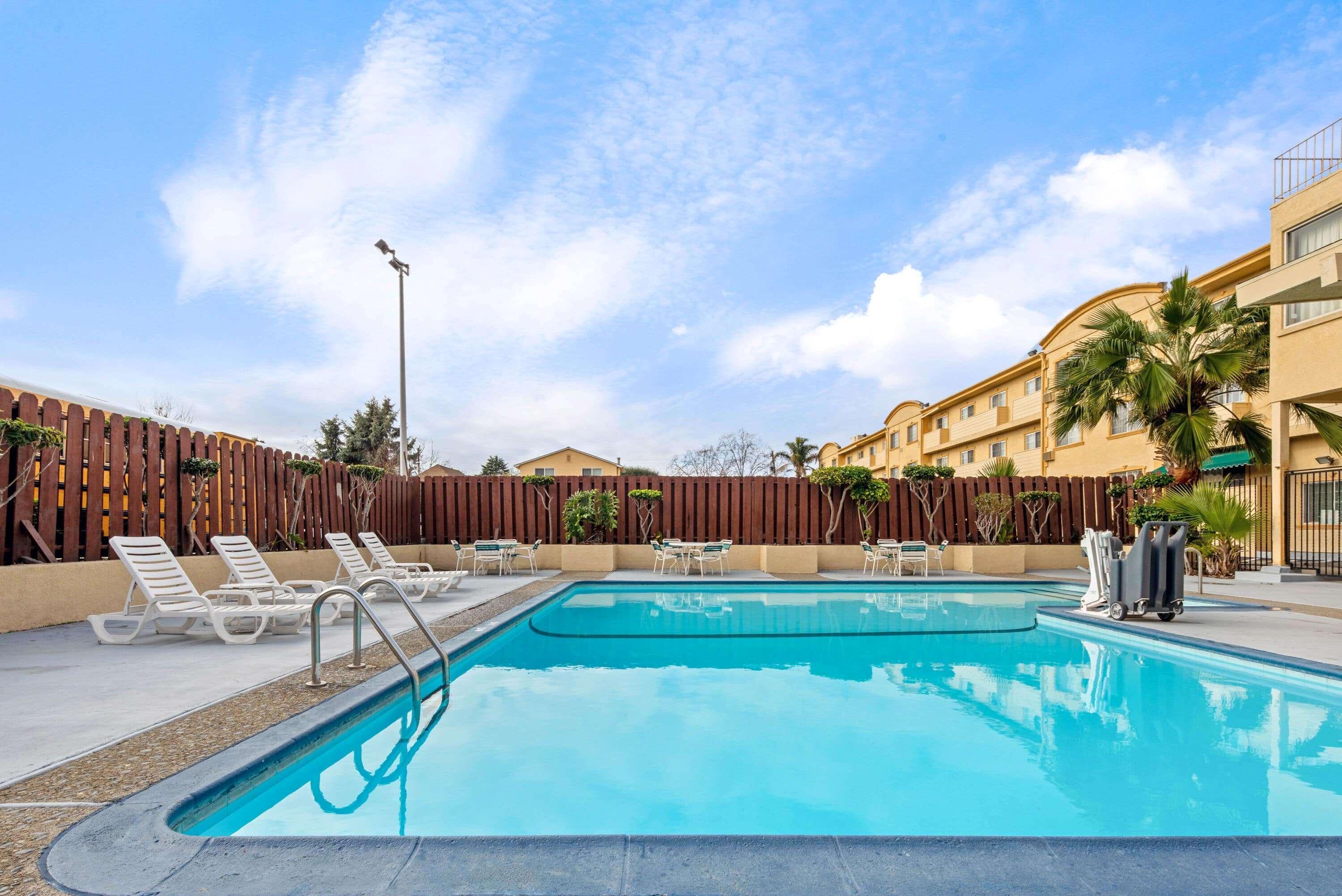 University Inn & Suites Berkeley Kültér fotó