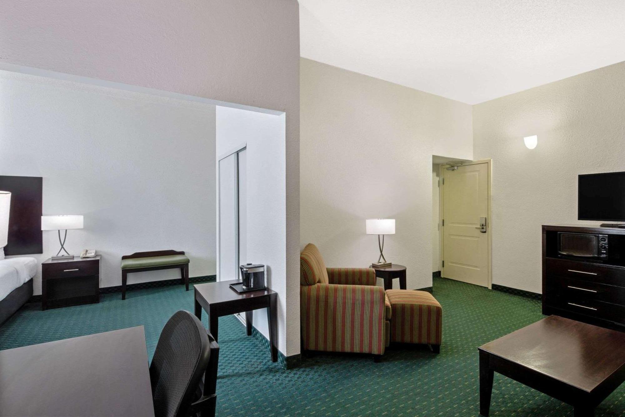 University Inn & Suites Berkeley Szoba fotó