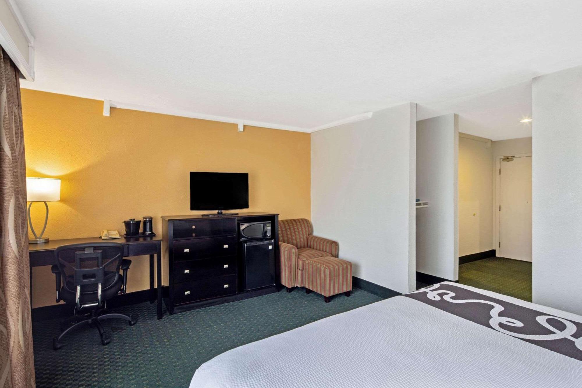 University Inn & Suites Berkeley Szoba fotó